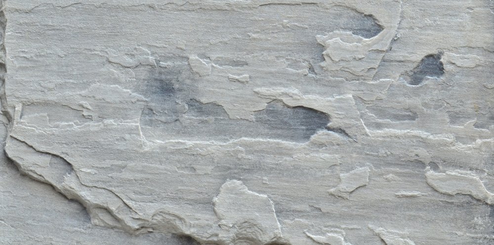 Flaky Silver Grey (35.75'' X 17.75'',Flexstone) - 1