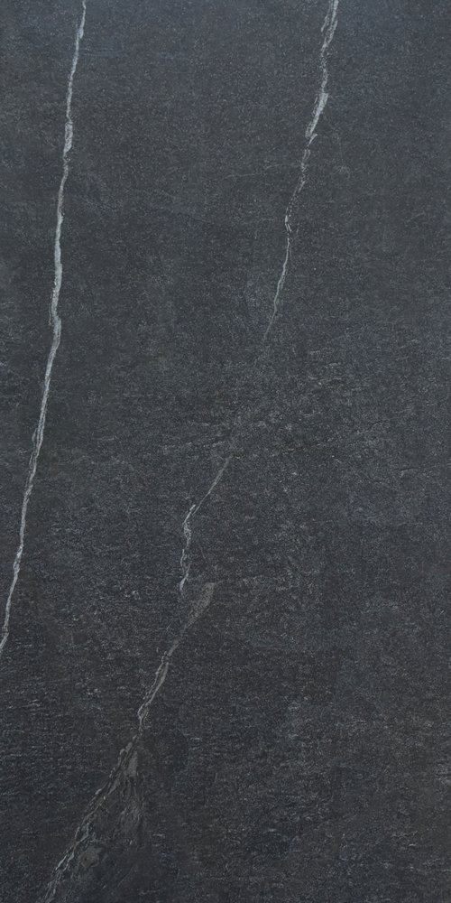 Invictus Nero i Shape Glitter (600 x 1200, Icon) - 1