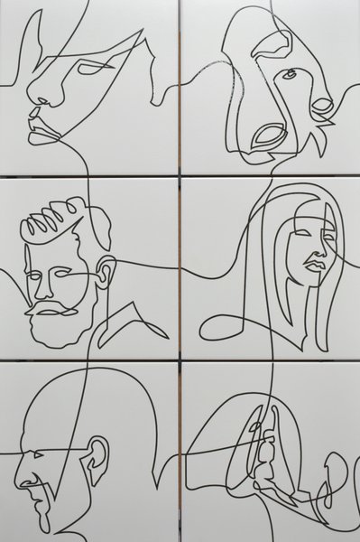 Face line White (250 x 250,Aurica)